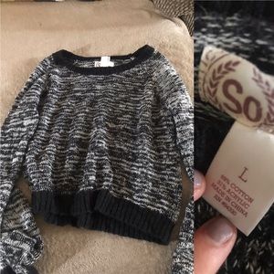 Long sleeve sweater crop